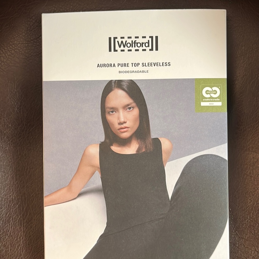 WOLFORD AURORA Pure TOP SLEEVELESS in Navy Opal MSRP$190